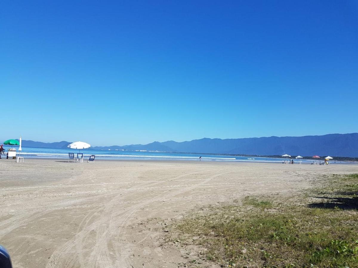 Apartamento aconchegante à 450m da praia Bertioga Exterior foto
