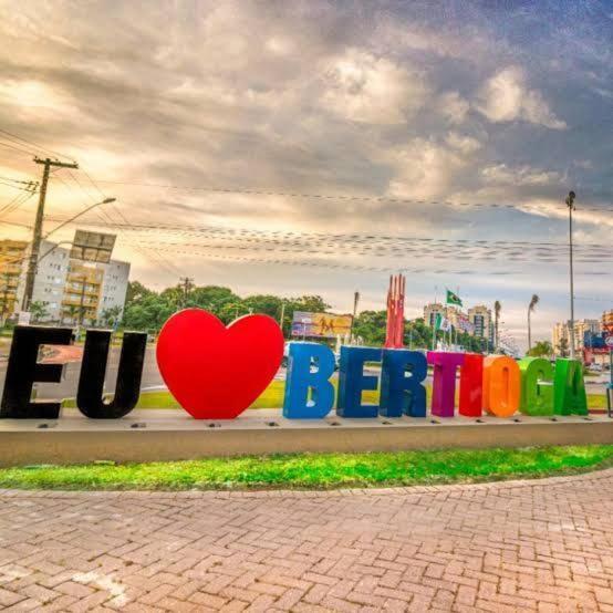 Apartamento aconchegante à 450m da praia Bertioga Exterior foto
