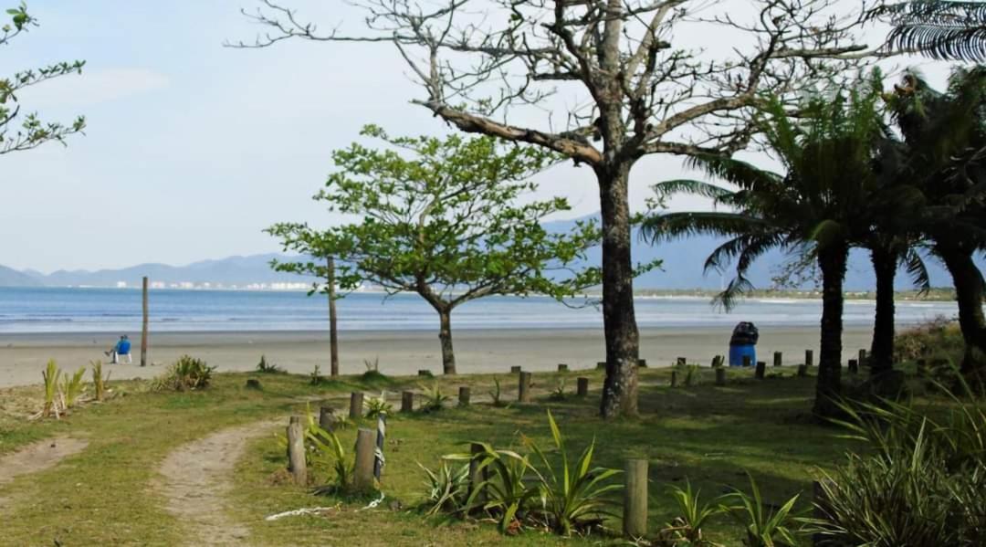 Apartamento aconchegante à 450m da praia Bertioga Exterior foto