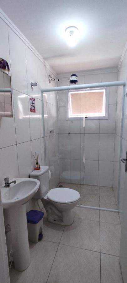 Apartamento aconchegante à 450m da praia Bertioga Exterior foto